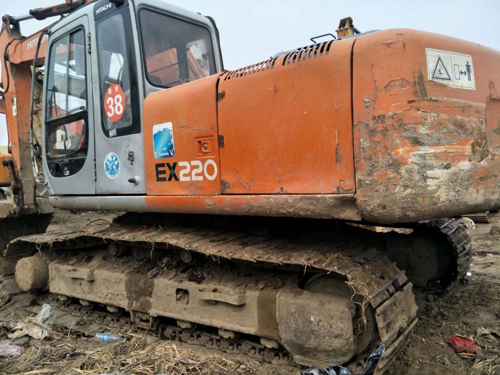 日立EX200-5挖掘機(jī) 工程機(jī)械租賃與安裝的高效選擇